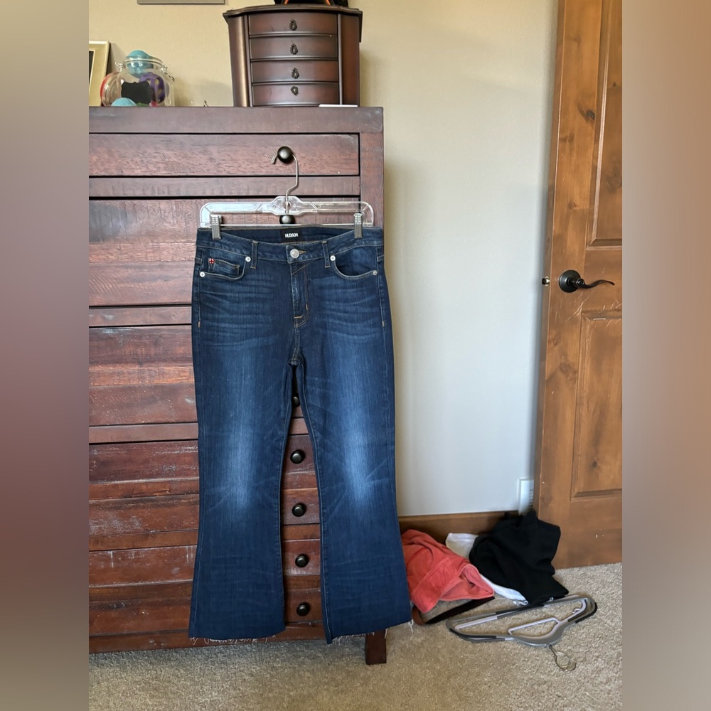 Hudson Mid-Rise Cropped Mia Flare Raw Hem Dark Denim - NWT Size 29